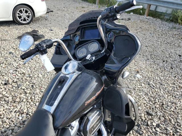 2019 HARLEY-DAVIDSON FLTRU 1HD1KGF15KB624387