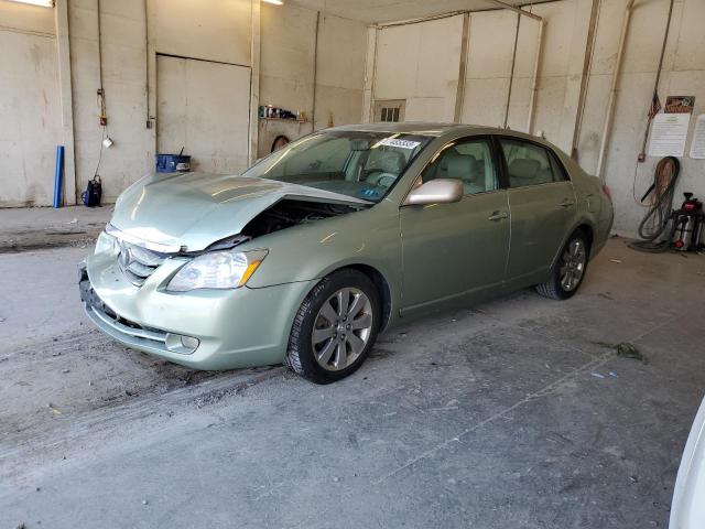 2005 Toyota Avalon XL