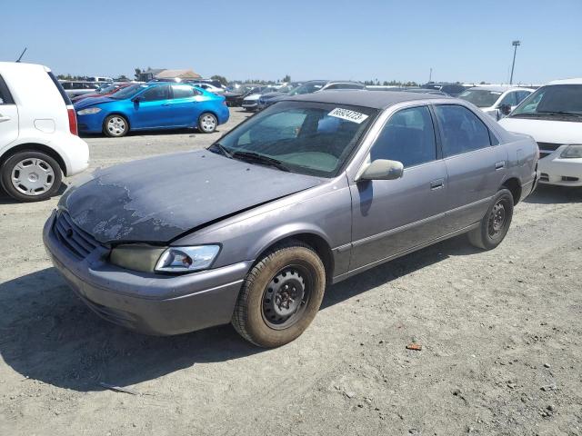 1999 Toyota Camry LE