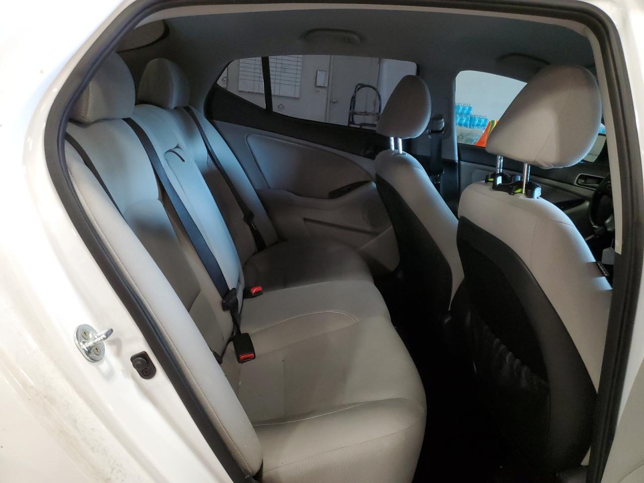 5XXGM4A73FG504782 2015 Kia Optima Lx