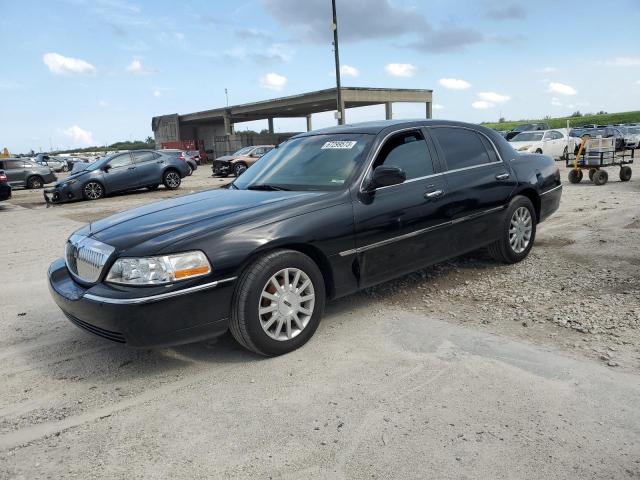 2006 Lincoln Town Car Signature