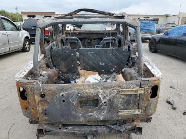 1C4BJWEG7EL196278 Jeep Wrangler Unlimited Sahara
