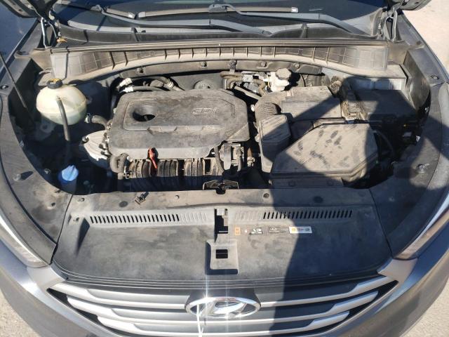 KM8J33AL8JU743985 Hyundai Tucson Sport