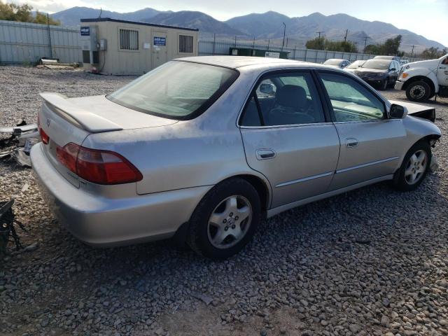 1HGCG1651XA062076 1999 Honda Accord Ex