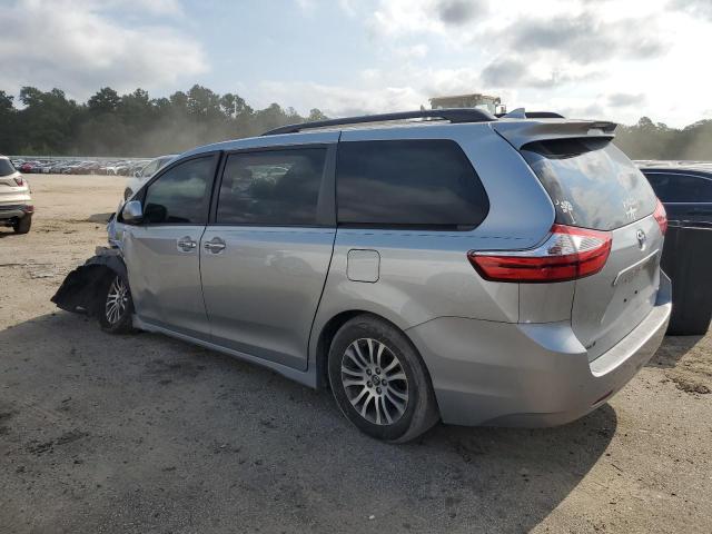 5TDYZ3DC9JS903695 Toyota SIENNA XLE