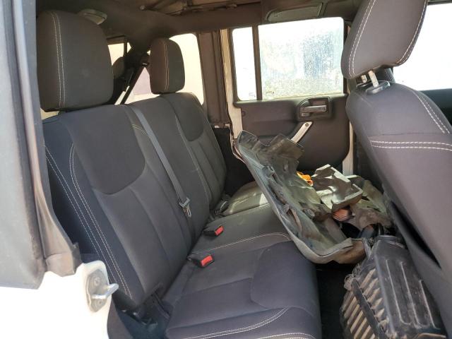1C4BJWEG0FL509186 Jeep Wrangler Unlimited Sahara