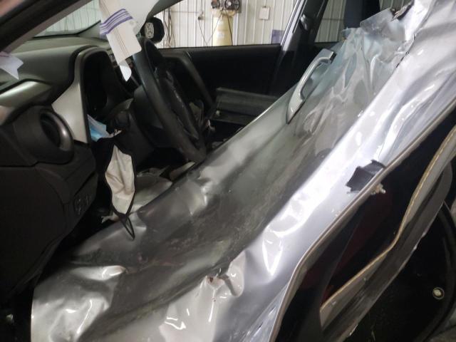 2T3BFREV4JW847455 Toyota RAV4 LE