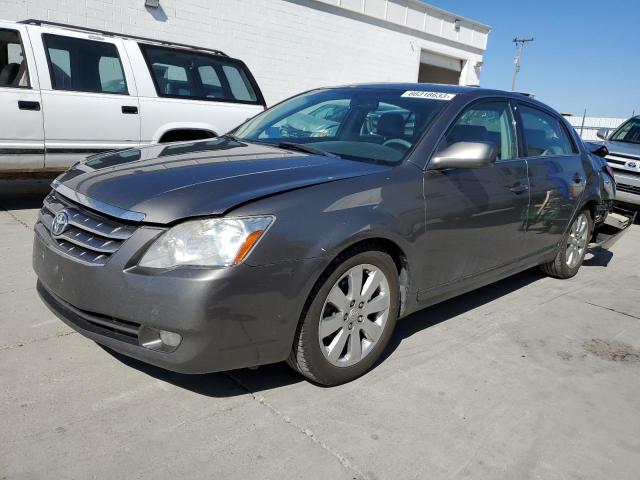 2005 Toyota Avalon XL