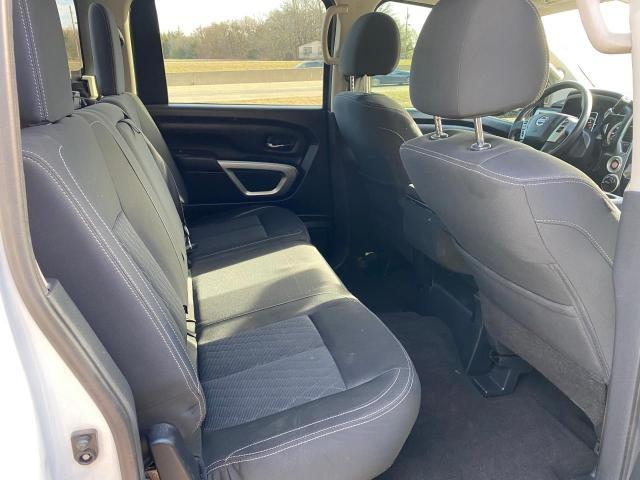 1N6BA1F30HN571027 Nissan TITAN XD S