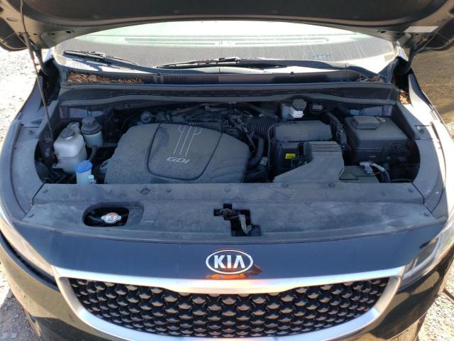 KNDMB5C18H6304876 KIA SEDONA LX