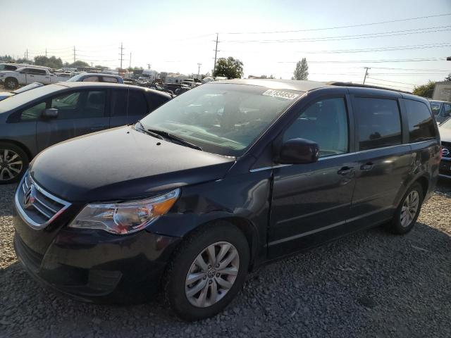 2013 Volkswagen Routan SE