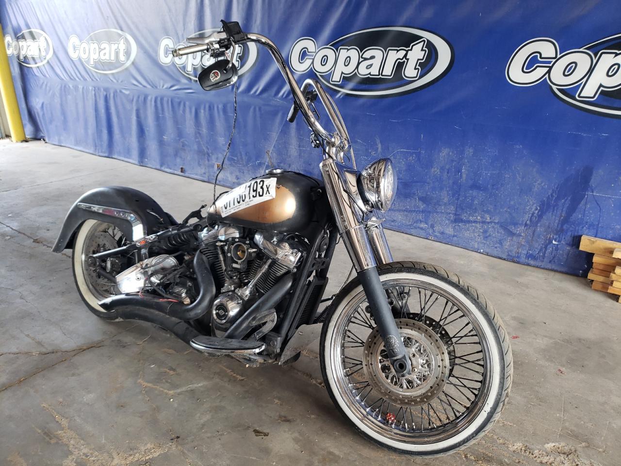 1HD1YAJ16MB058679 HARLEY-DAVIDSON FLHC 2021