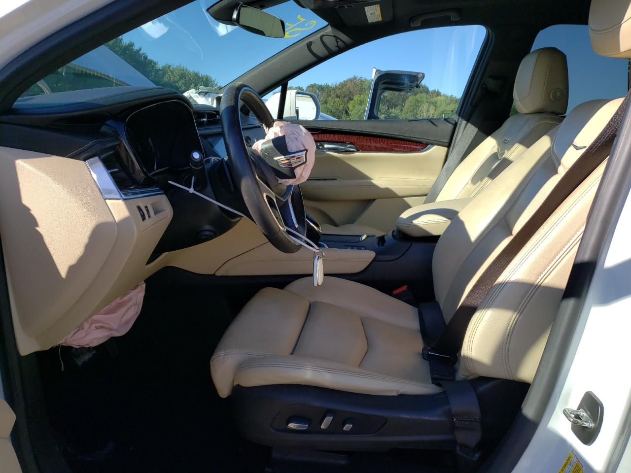 1GYKNDRS5HZ214330 2017 Cadillac Xt5 Luxury
