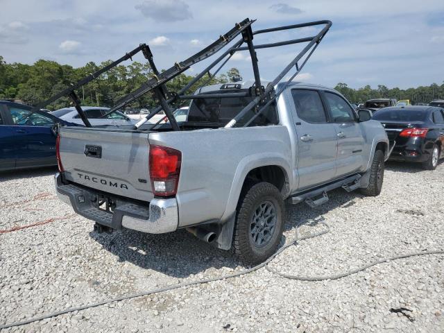  TOYOTA TACOMA 2022 Сріблястий