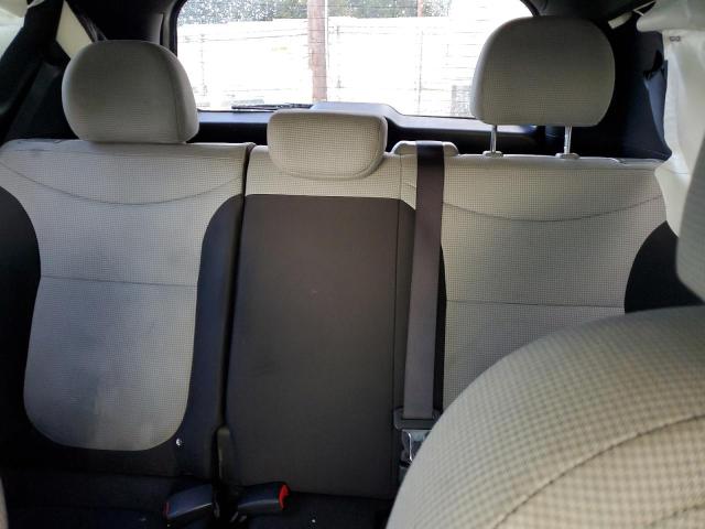 KNDJN2A24F7812127 KIA Soul