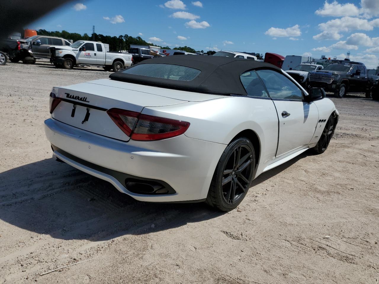 ZAM45VMA7F0129599 2015 Maserati Granturismo S