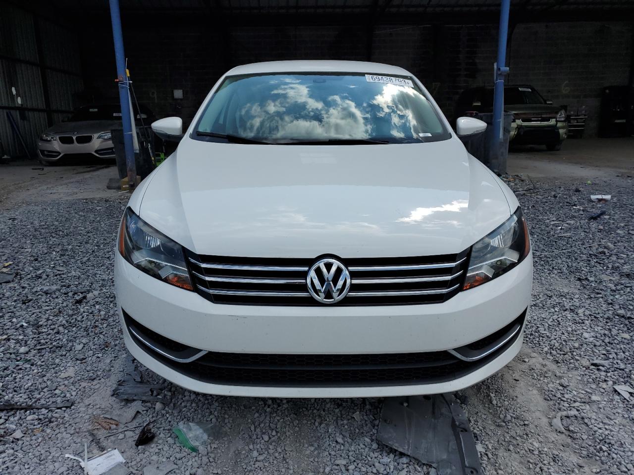 2012 Volkswagen Passat S vin: 1VWAH7A39CC094927