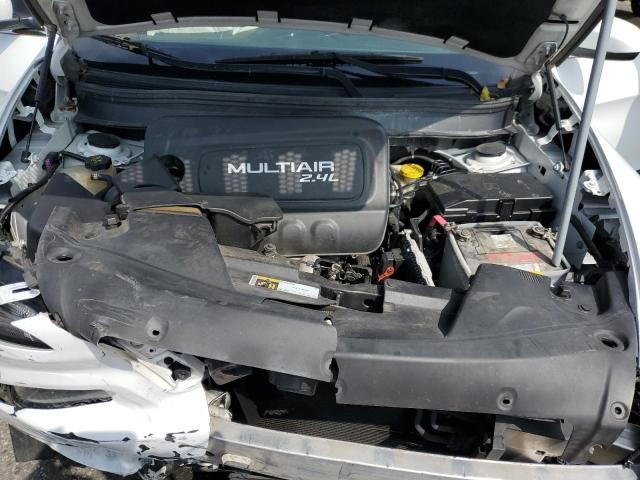 1C4PJLCB2FW670794 Jeep Cherokee Latitude
