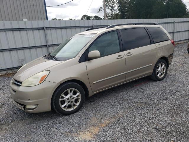 2004 Toyota Sienna XLE