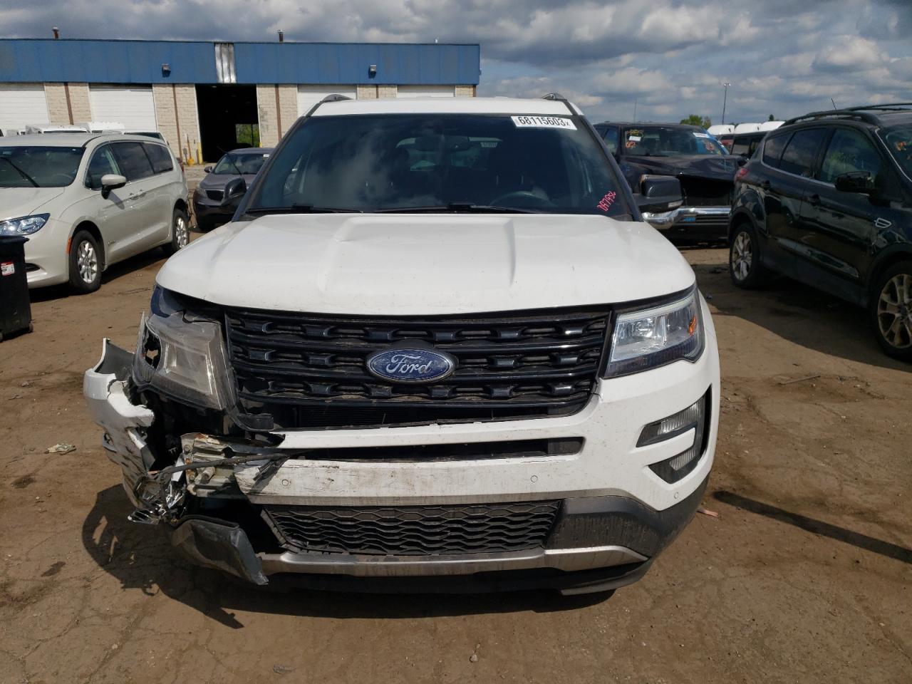 1FM5K7D87HGD97956 2017 Ford Explorer Xlt