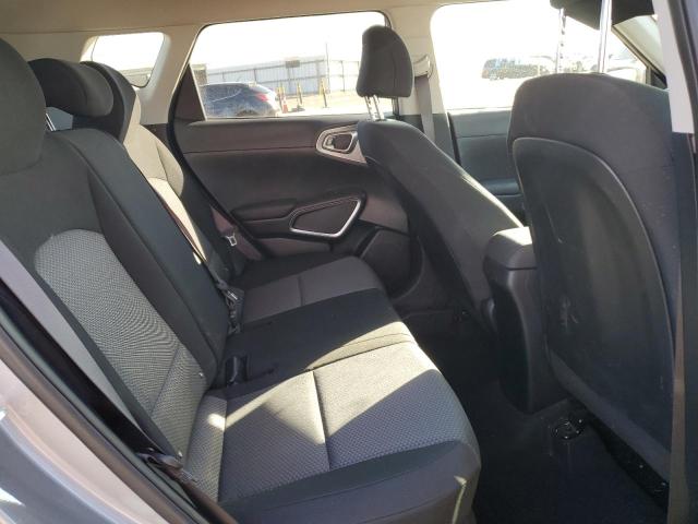 KNDJ23AU8N7830595 KIA SOUL LX