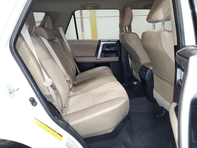 2015 TOYOTA 4RUNNER SR - JTEBU5JR2F5232422