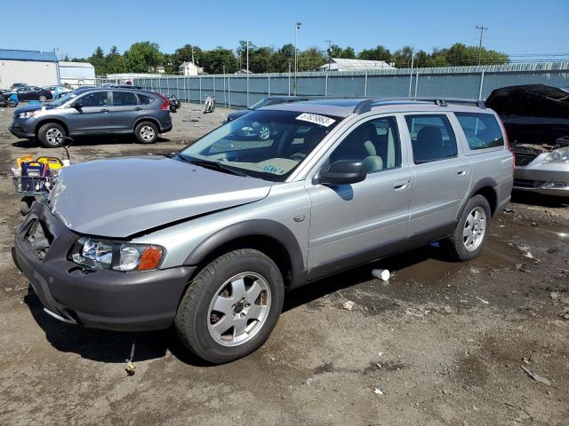 2004 Volvo XC70 