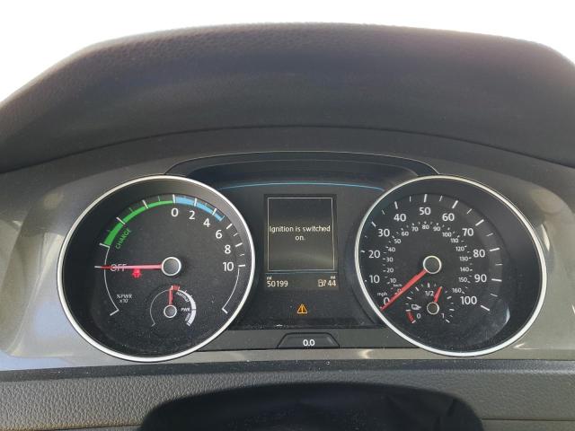 2016 VOLKSWAGEN E-GOLF SE - WVWKP7AU1GW915882