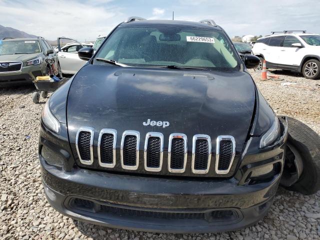 1C4PJLCS6HW663351 Jeep Cherokee Latitude