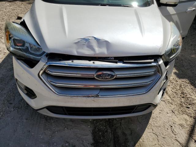 1FMCU0J90HUC73194 Ford Escape Titanium