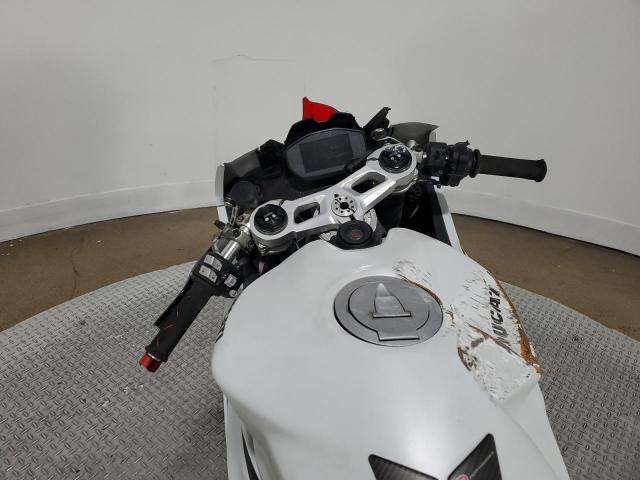 2022 DUCATI PANIGALE V ZDMHAATWXNB008631