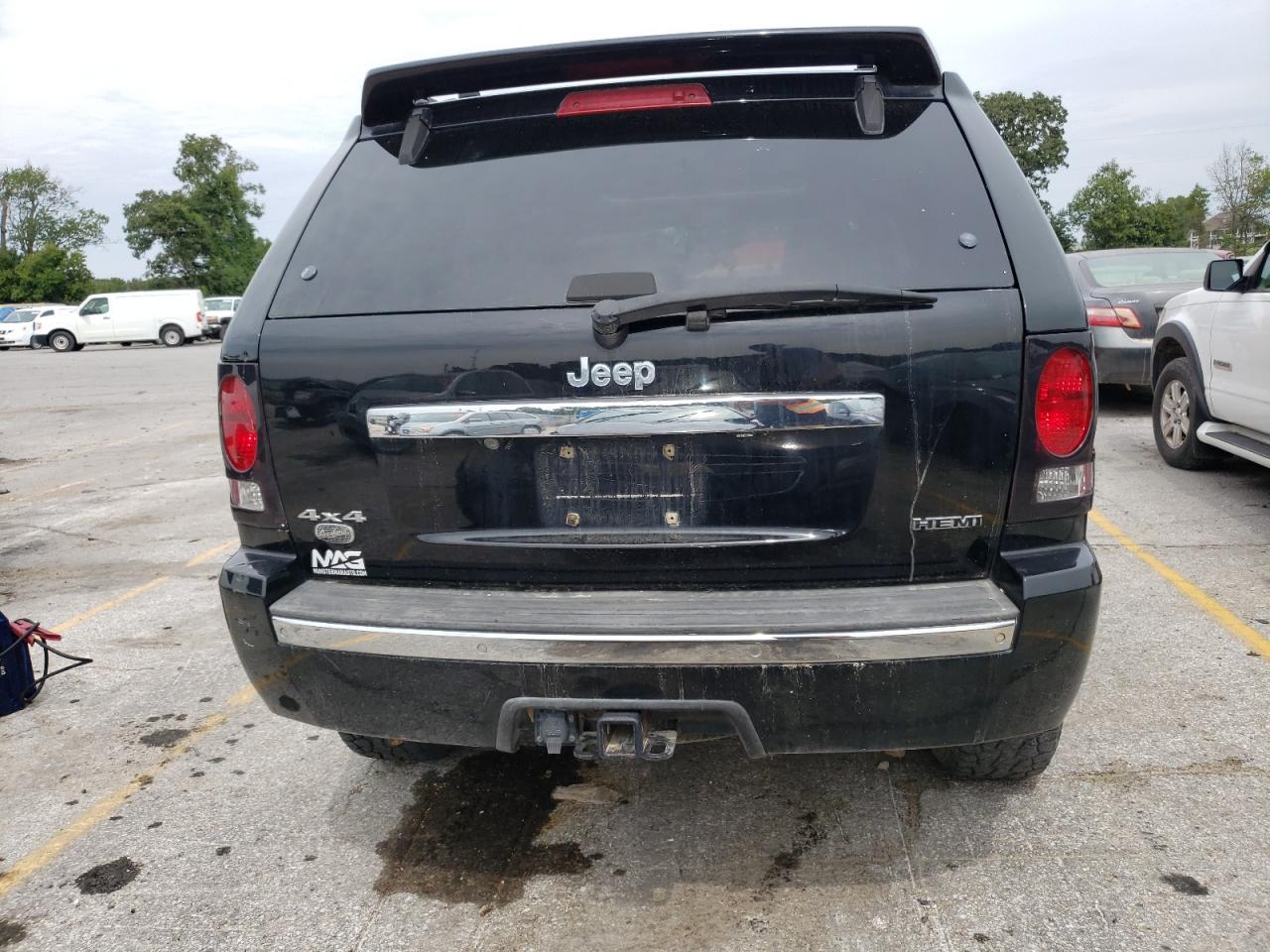 1J8HR68268C182274 2008 Jeep Grand Cherokee Overland
