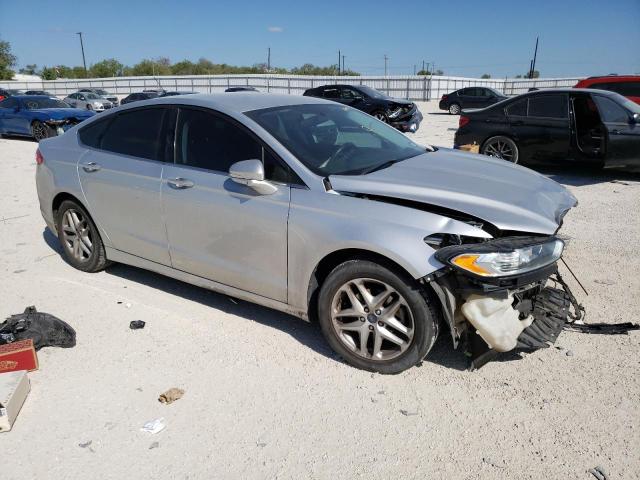 3FA6P0H78GR345056 Ford FUSION SE