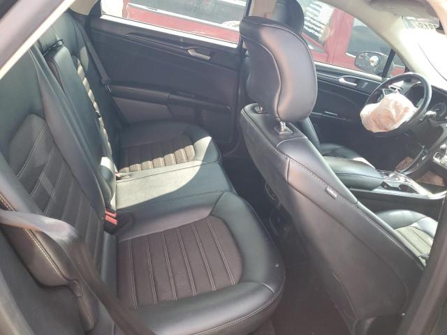 3FA6P0T96JR130095 Ford FUSION SE