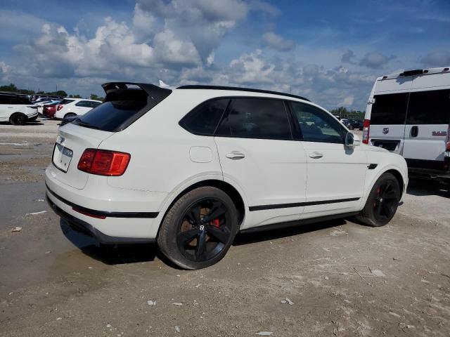 VIN SJAAM2ZV7KC025449 2019 Bentley Bentayga no.3