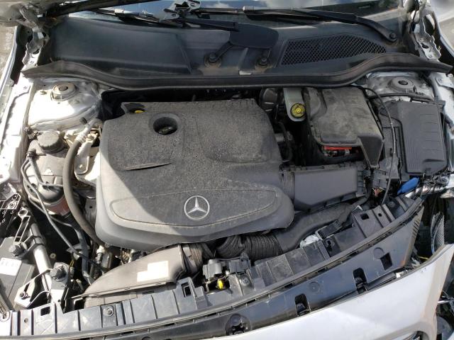 WDCTG4EB2HJ339613 Mercedes-Benz GLA 250