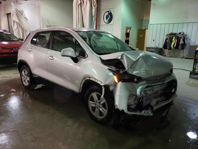 KL7CJKSB6MB336795 Chevrolet Trax LS 4