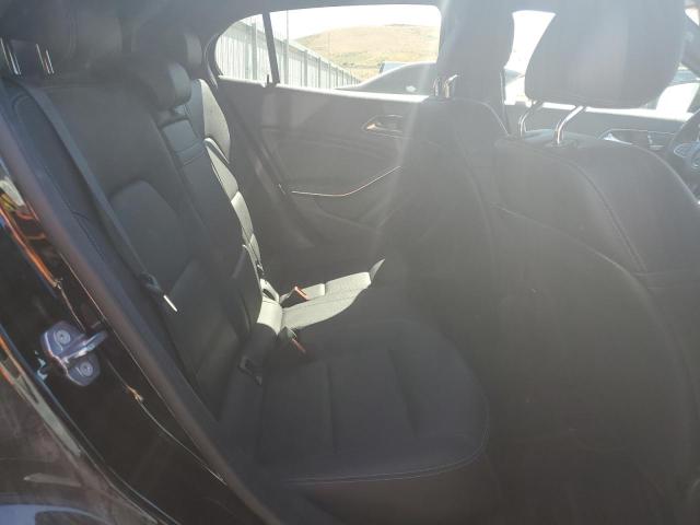 WDCTG4GB4KU003559 Mercedes-Benz Gla 250 4matic