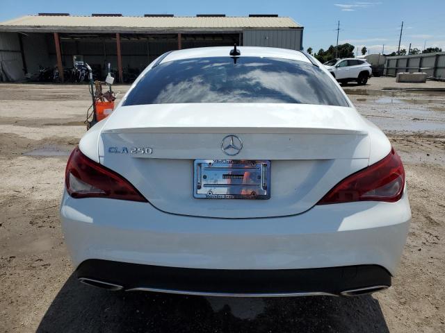 WDDSJ4EB1JN677303 Mercedes-Benz CLA 250