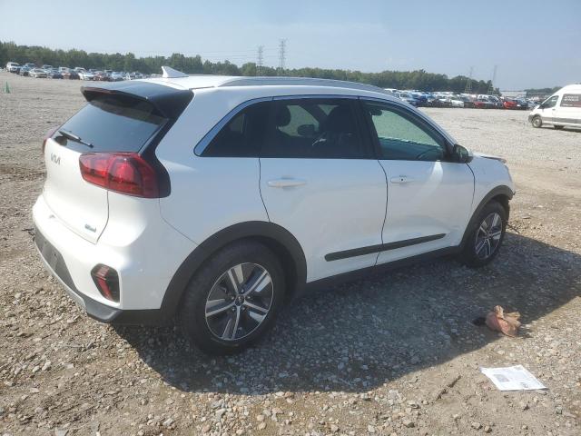 KNDCB3LC9N5548961 KIA NIRO LX