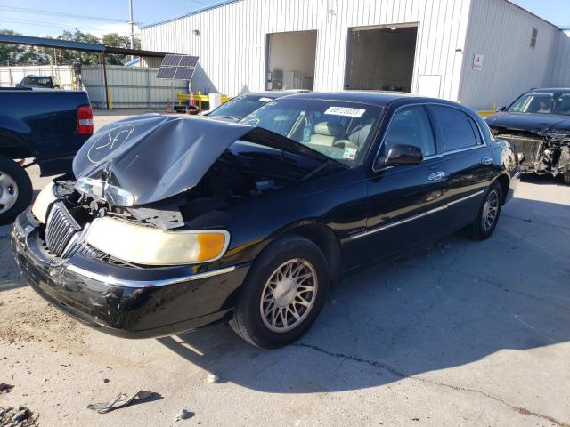 2002 Lincoln Town Car Signature