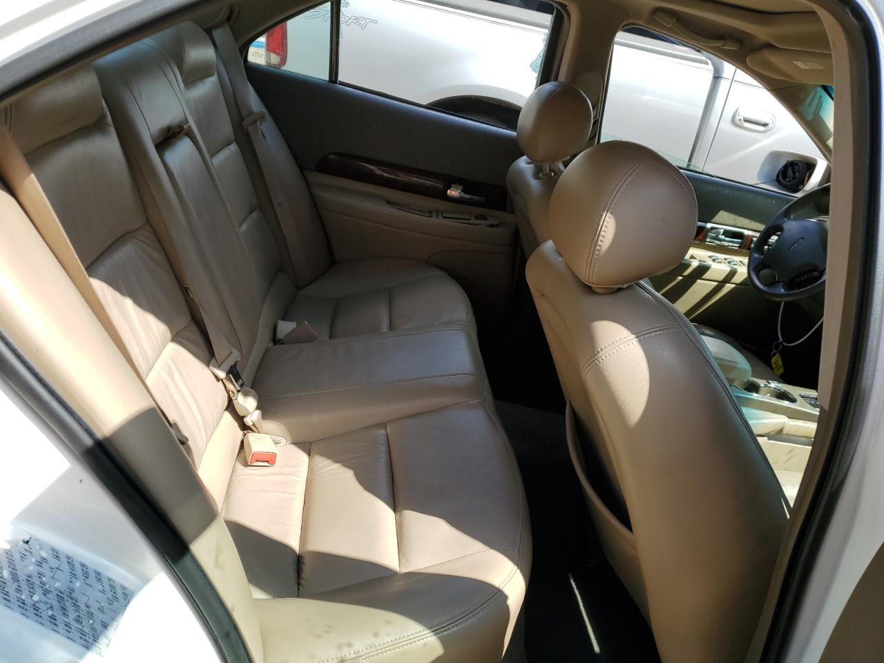 1lnhm87a52y689991 1LNHM87A52Y689991 2002 Lincoln Ls