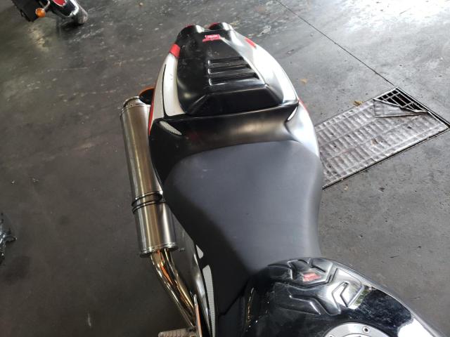2003 APRILIA RSV MILLE ZD4RPU0243S000043