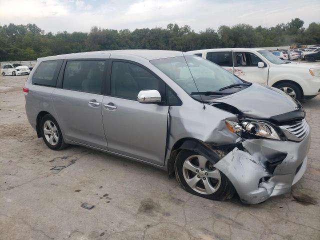 5TDKA3DC2CS012972 2012 TOYOTA SIENNA, photo no. 4