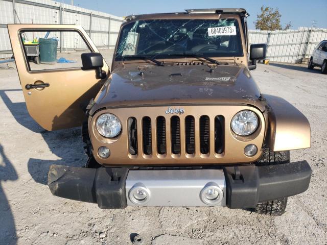 1C4BJWEG9FL685623 Jeep Wrangler Unlimited Sahara