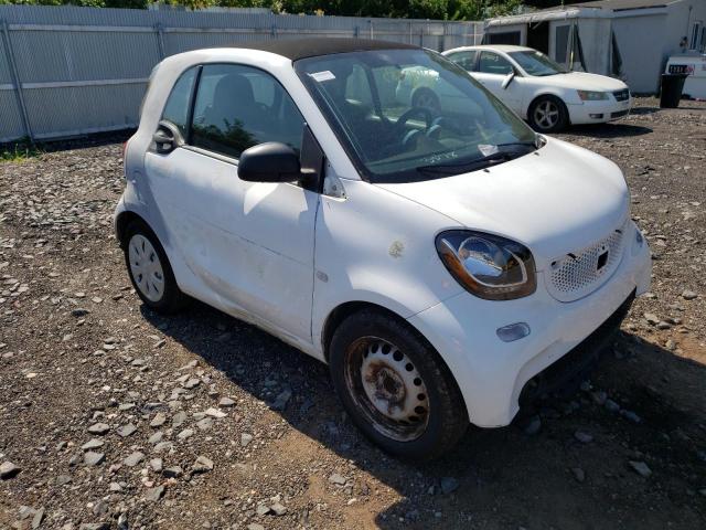 VIN WMEFJ5DA9HK168180 2017 Smart Fortwo no.4