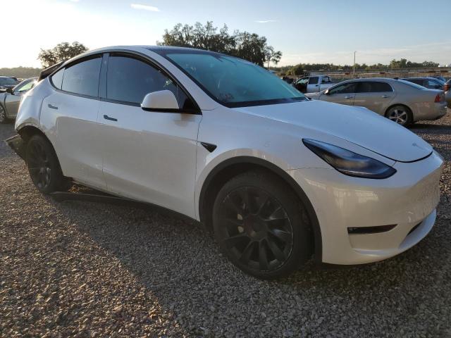 5YJYGDEE2MF278240 Tesla Model Y  4