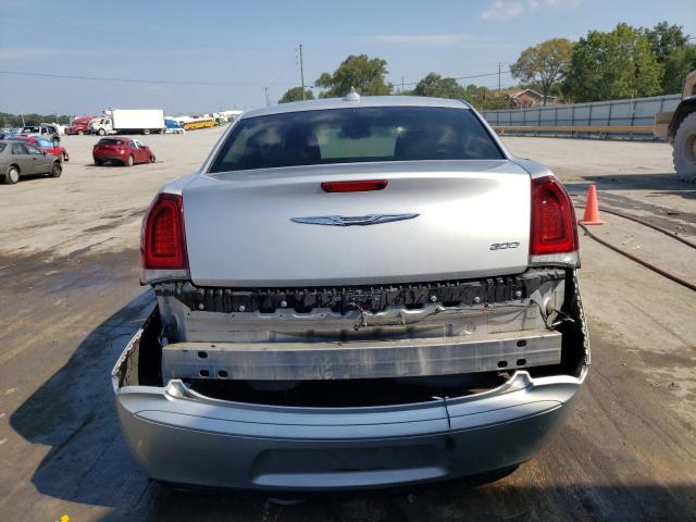 2C3CCAAG3KH683028 Chrysler 300 TOURIN 6