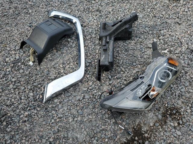 5N1DR2MN0JC646045 Nissan Pathfinder S