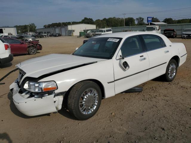 2009 Lincoln Town Car Signature Limited